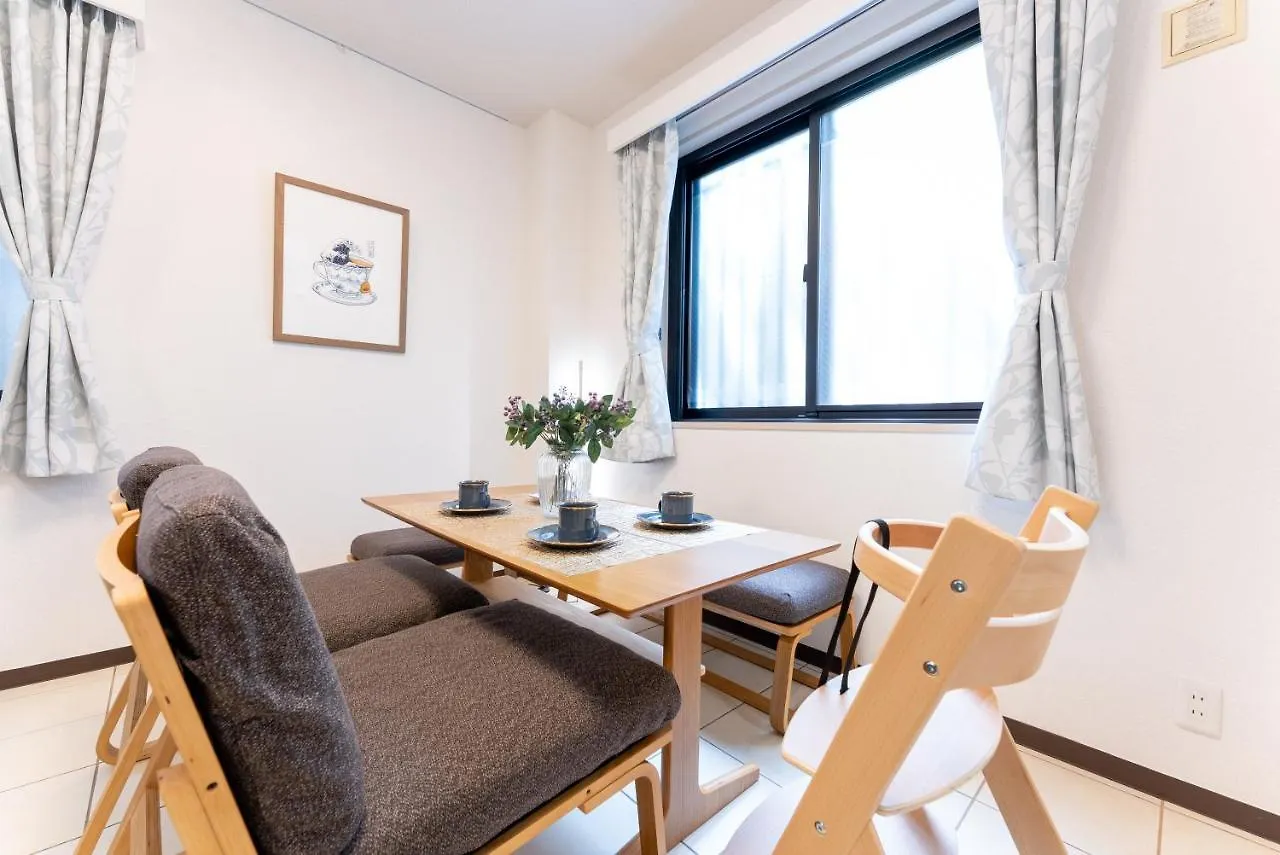 Minami-Aoyama-1St Apartment Tokyo
